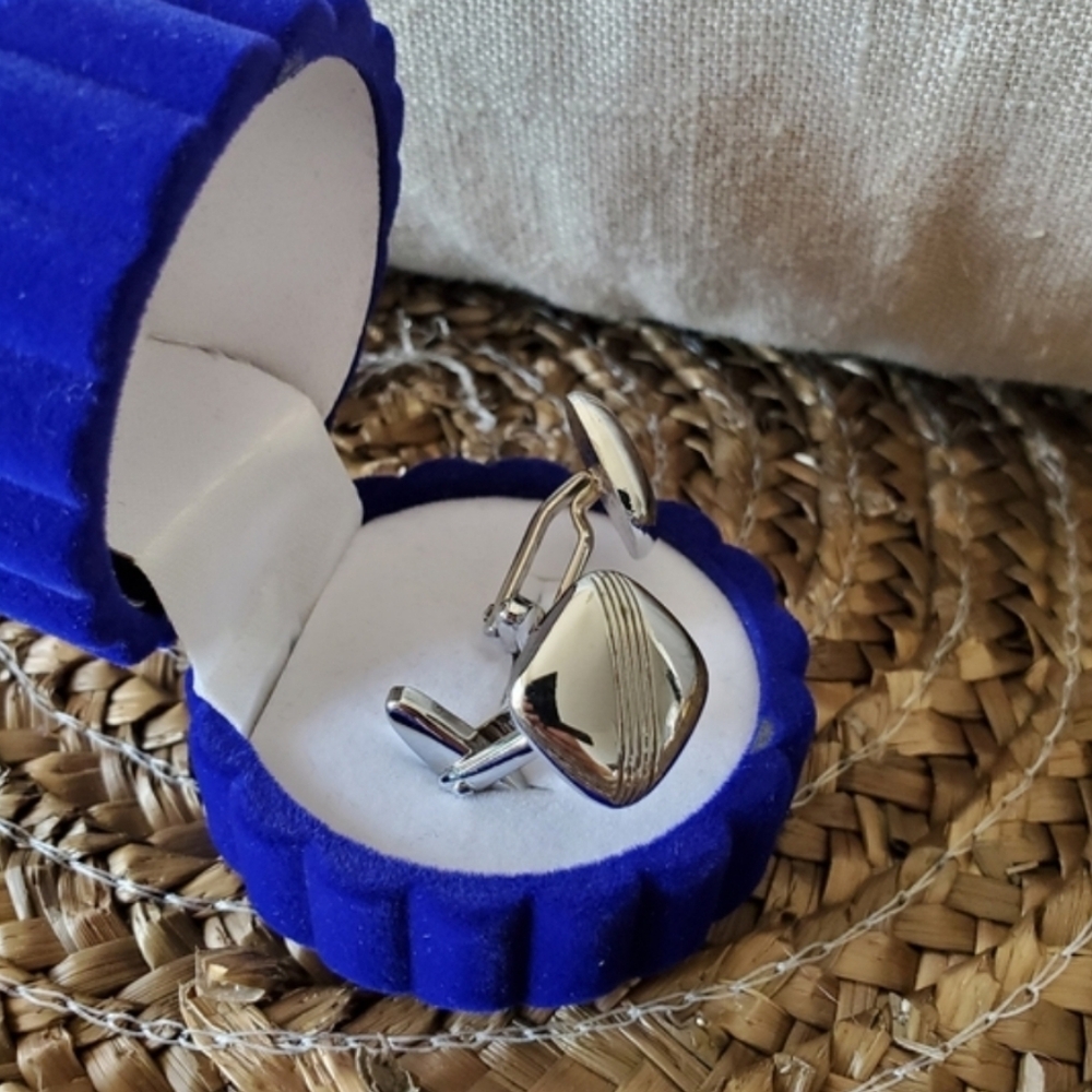 Cuff links & more - Picture 11 of 12